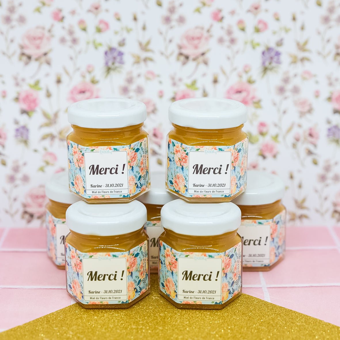 pot de miel personnalisé Merci comme cadeau invité de bapteme de fille