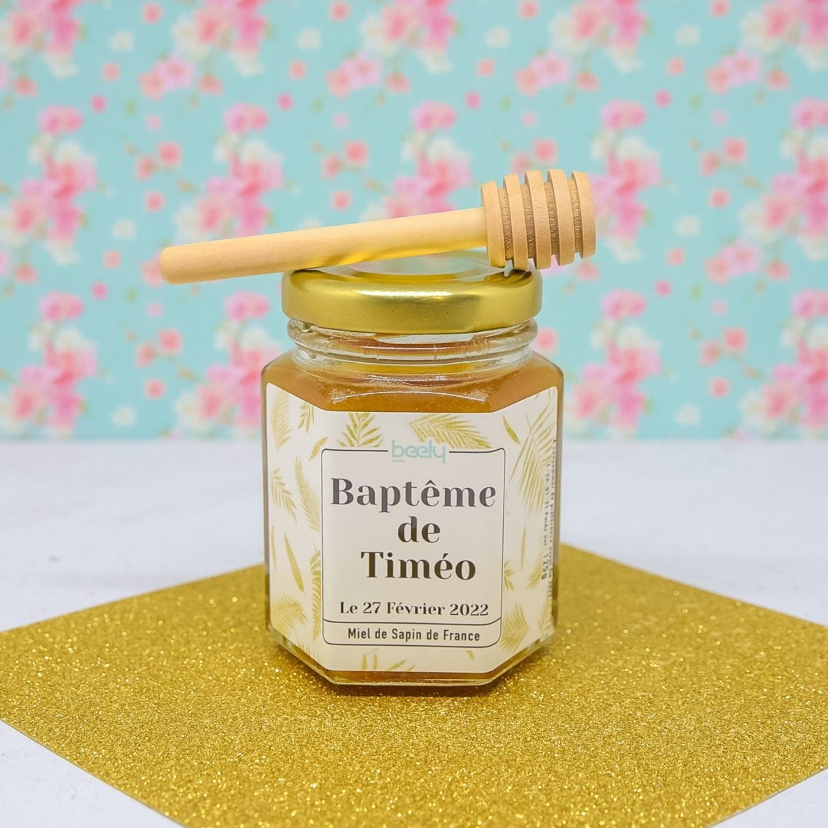 pot de miel personnalisé comme cadeau souvenir pour invité bapteme garçon