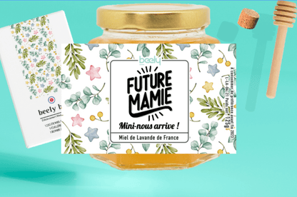 beely box de miel personnalisé avec le texte future mamie pour cadeau annonce de grossesse
