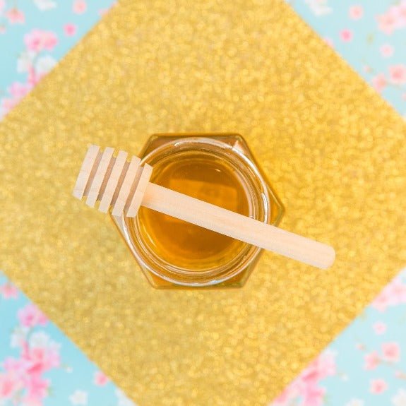 cuillère à miel en bois pour petit pot de miel